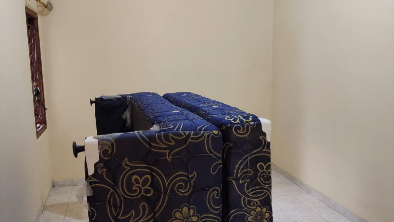 RUMAH 5 KAMAR LOKASI STRATEGIS DALAM PERUMAHAN DEKAT KAMPUS UGM DAN JL KALIURANG