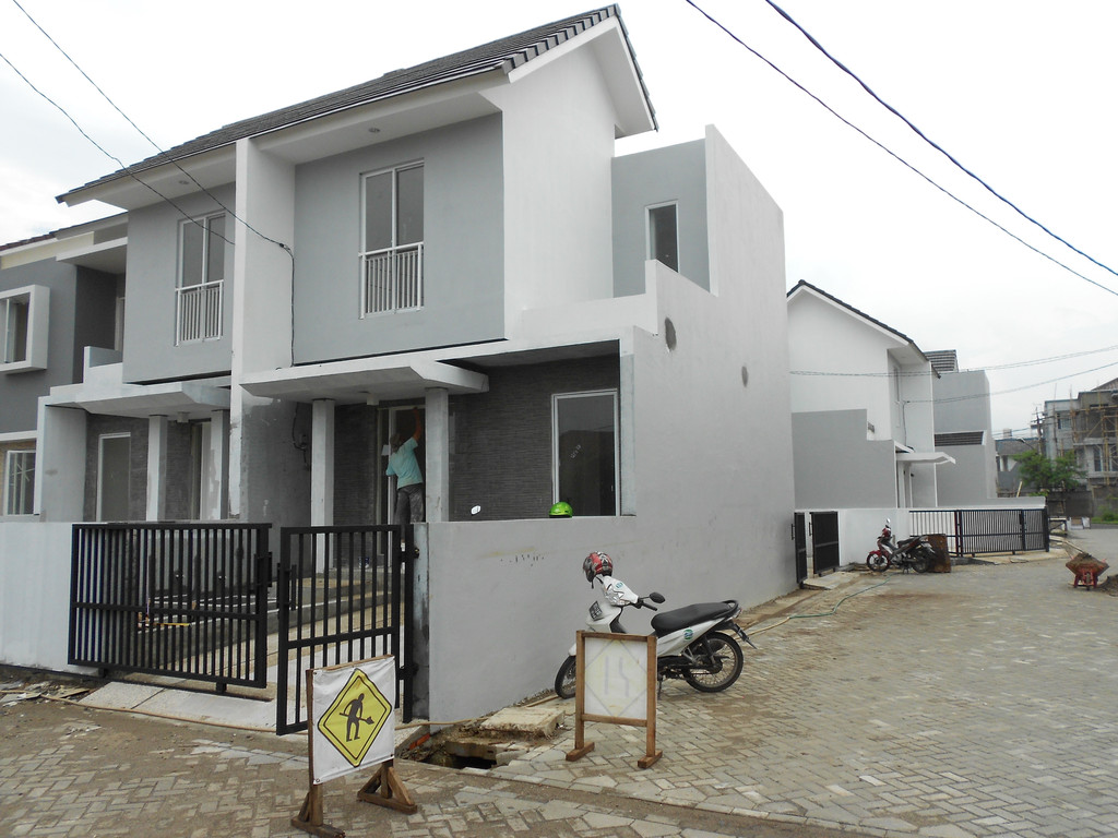 Rumah DISEWAKAN siap huni dan rapih *RWCG/2021/03/0010-PAU*