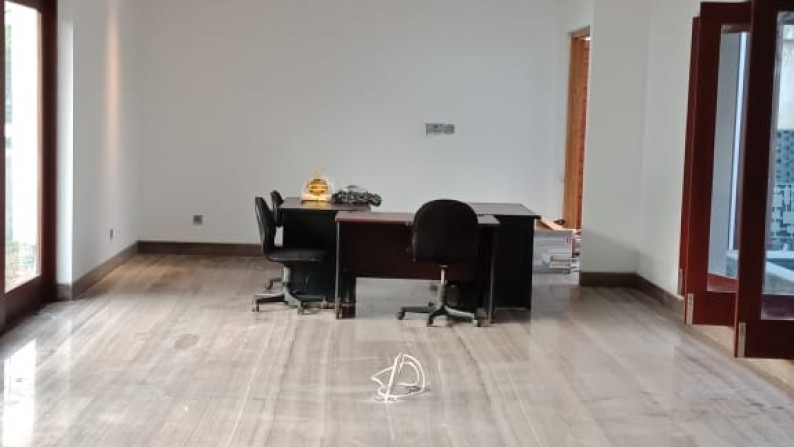Rumah Baru, MEWAH dan Siap Huni @Jl Gedung Hijau, Pondok Indah