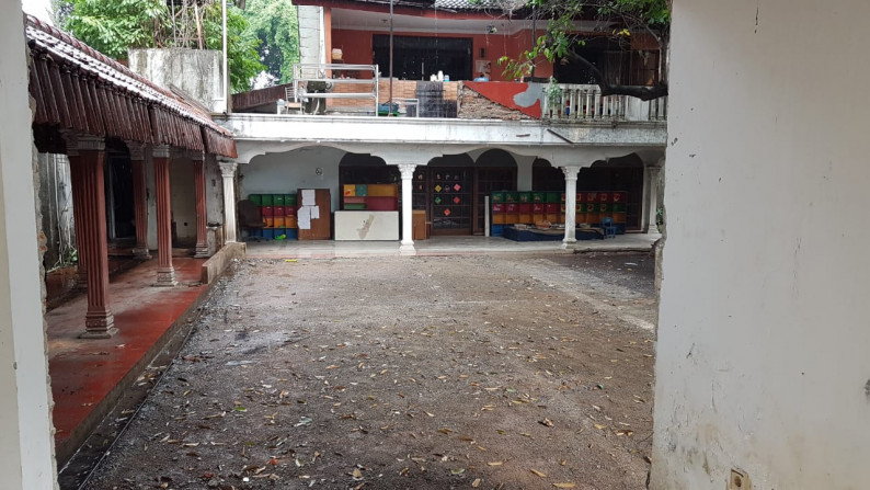 Rumah Hitung Tanah dan Lokasi Strategis @Mampang Prapatan