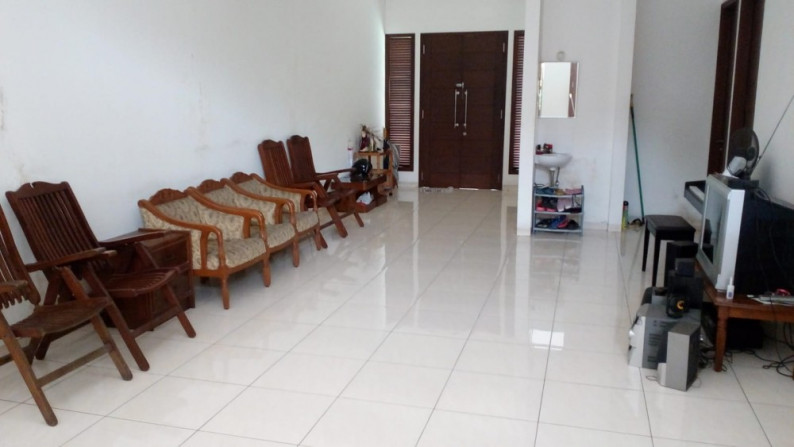 Rumah Pulo Indah, Pesanggrahan Luas 207m2