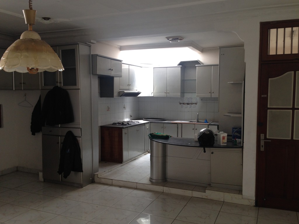 Rumah Bagus Lokasi Terbaik Menteng