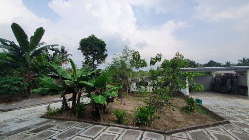 Rumah dg Joglo Berlahan Luas di Jl. Turi km.3, Sleman - DI.Yogyakarta