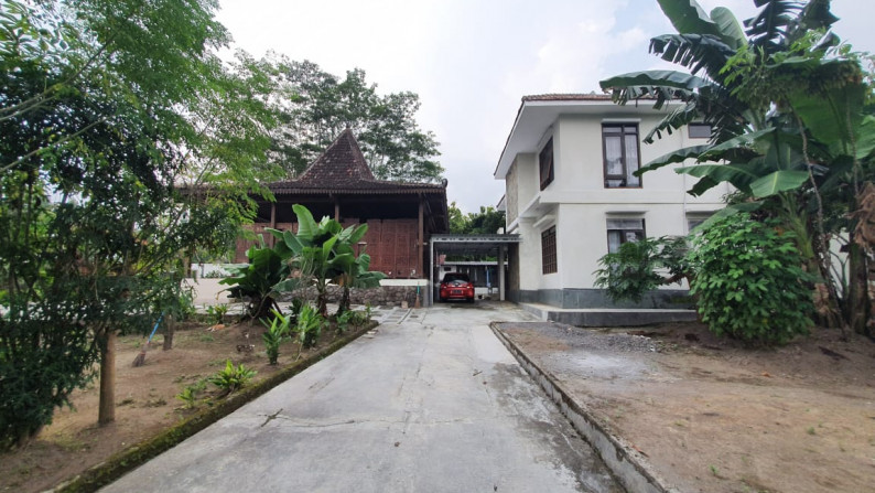 Rumah dg Joglo Berlahan Luas di Jl. Turi km.3, Sleman - DI.Yogyakarta