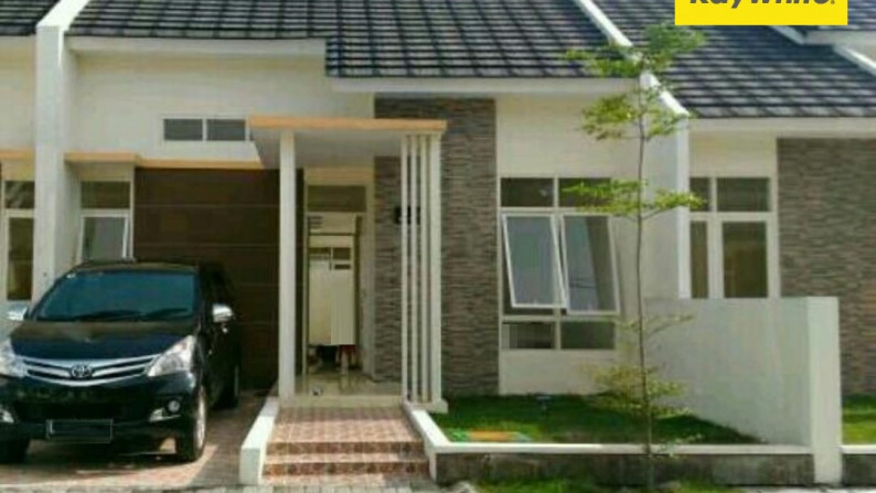 Rumah di Perumahan Grand Royal Regency, Sidoarjo