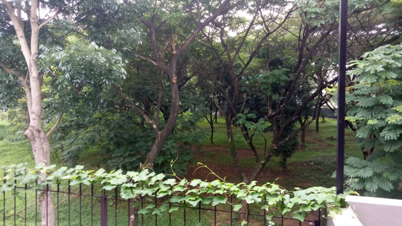 Rumah Minimalis, Exterior dan Interior Elegan, Hunian Nyaman @Mahagoni Park, Bintaro