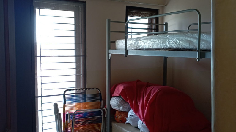 RUMAH 3 KAMAR DENGAN FURNITURE DI PERUMAHAN PESONA ANINDYA, SLEMAN