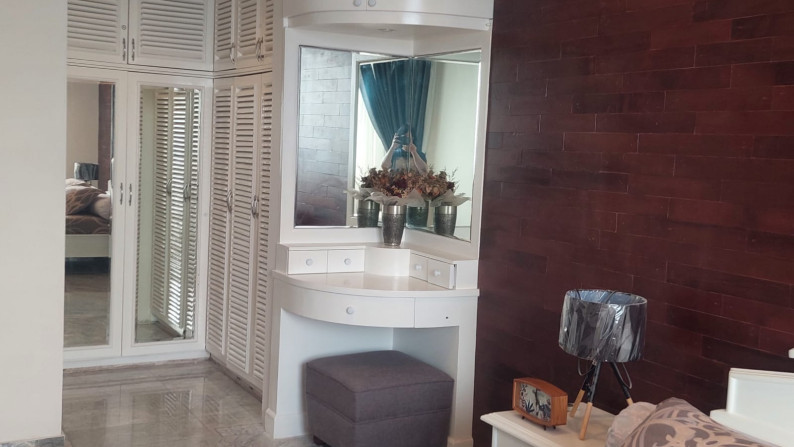 Sewa Apartemen Simprug Indah