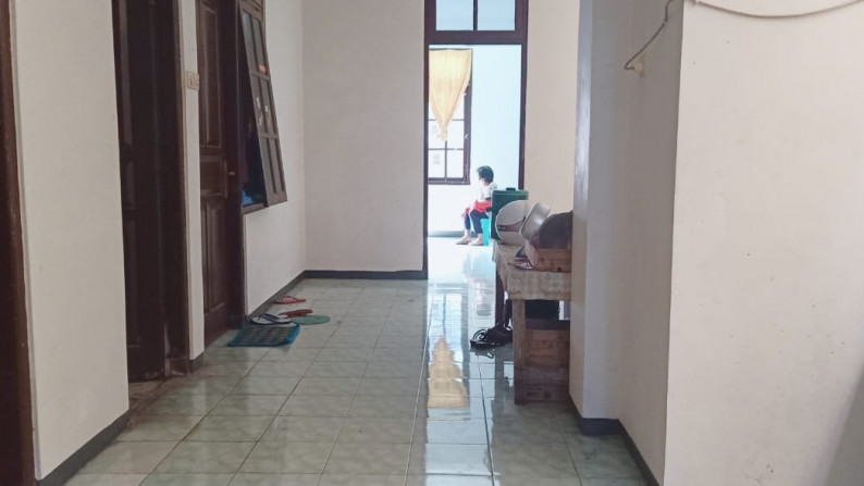 Rumah Kost depan Universitas Cokroaminoto, Kodya Yogyakarta