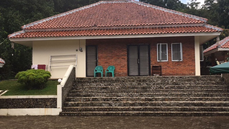 Rumah luas, bangunan kokoh di Pandeglang