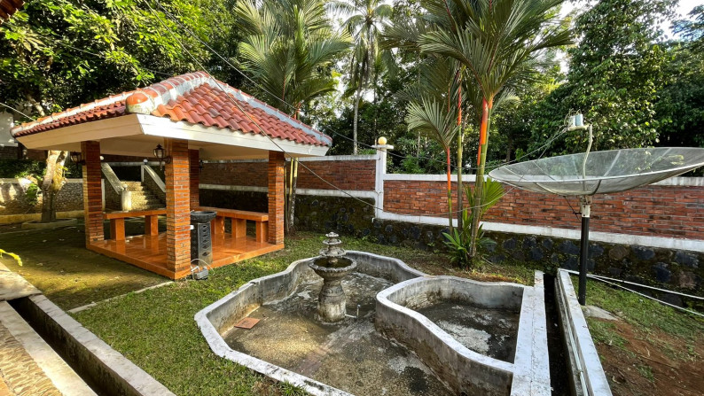 Rumah luas, bangunan kokoh di Pandeglang