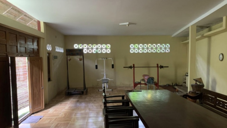RUMAH KLASIK DIATAS TANAH 1400 METER PERSEGI, DI WIROKERTEN, BANGUNTAPAN, BANTUL