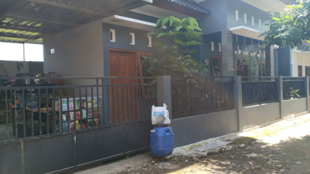 RUMAH MINIMALIS 2 KAMAR DI DALAM PERUMAHAN PESONA SENDANGSARI BARU, BERBAH