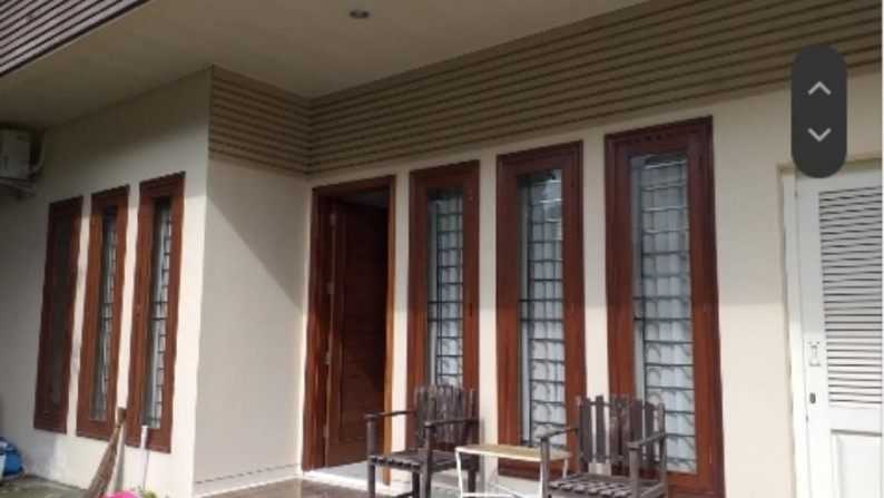 RUMAH 5 KAMAR DI TAMAN GRIYA INDAH DEKAT SMA 2 DAN MIROTA GODEAN