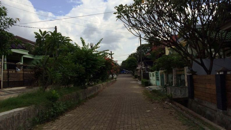 Rumah Nyaman dan Siap Huni di Kawasan Puri Flamboyan, Bintaro