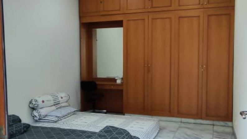 Dijual Rumah Bagus Di Jl Anggrek Neli, Slipi DKI Jakarta