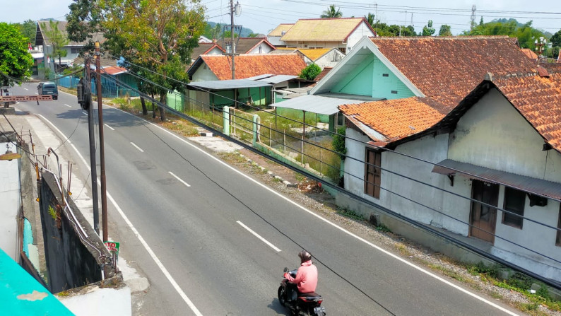 TANAH BONUS BANGUNAN 7 KAMAR DI JAGALAN MUNTILAN, MAGELANG