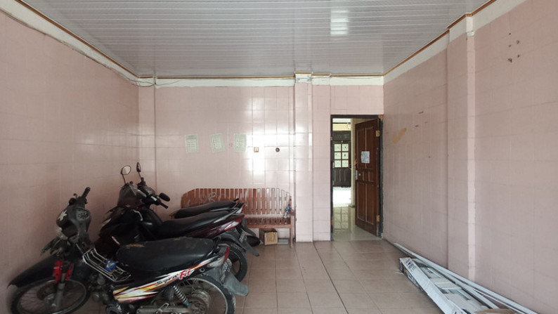 RUMAH DAN KOST 12 KAMAR, DI PERUM PERUM YADARA , JL BABARSARI, YOGYAKARTA