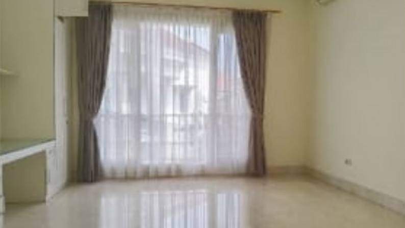 Luxury house 6 bedroom at pondok indah