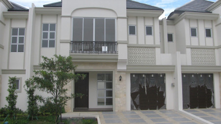 Disewakan Rumah Paling Besar di Cluster Eminent  Vivacia BSD, Selangkah dari ICE & AEON Mall