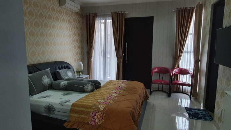 Rumah 2 lantai Furnished cluster Asera Harapan Indah