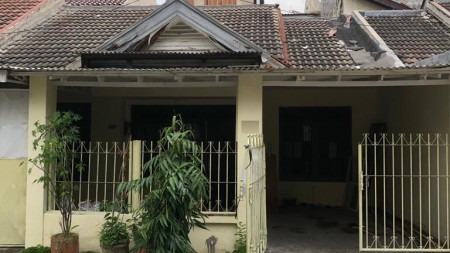 Rumah SHM di Klampis Harapan, Surabaya