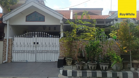 Rumah SHM di Rungkut Asri Barat, Surabaya