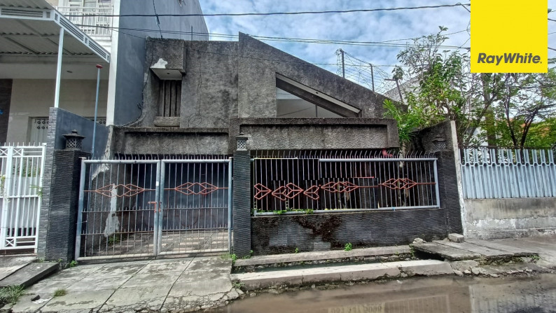 Rumah 2 lantai di Jalan Karang Asem, Surabaya