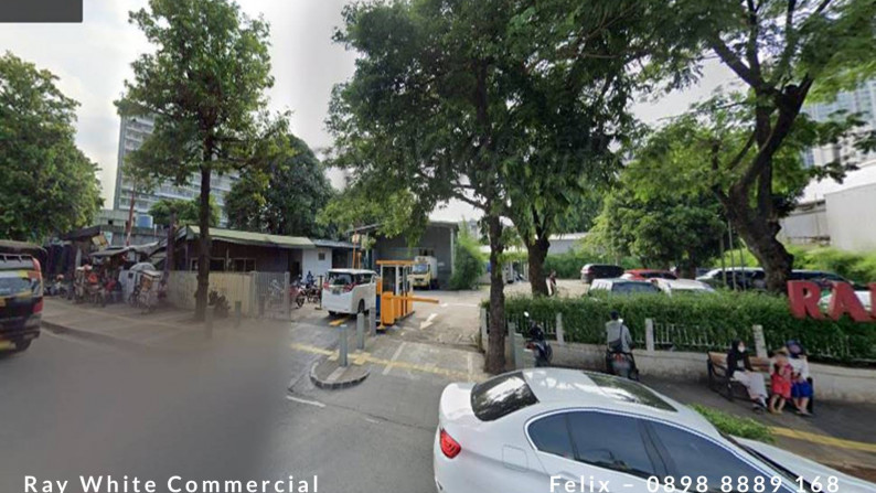 Tanah Luas 2641 m2 di Prime area Kemang Raya Jakarta Selatan