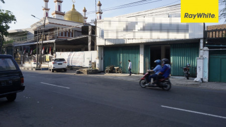 Ruko 2 lantai di Nol Jalan Raya Gatot Subroto, Candi, Sidoarjo