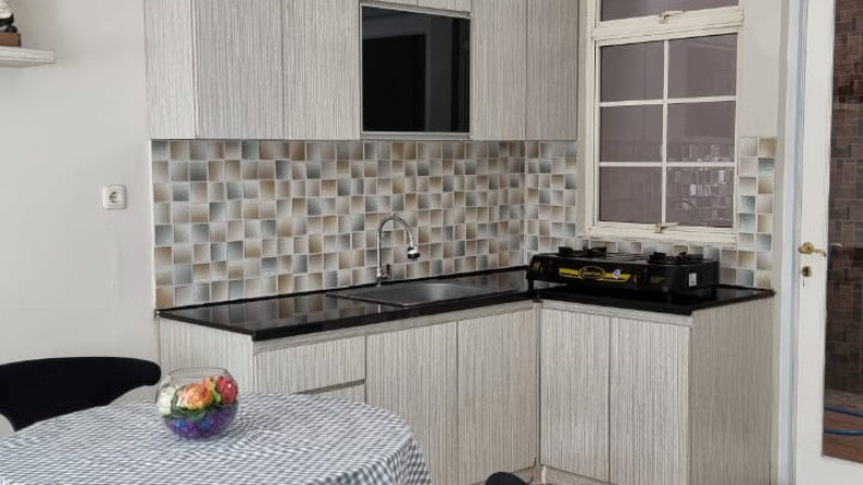 Disewakan townhouse di Taman Elok - Lippo Karawaci Tangerang