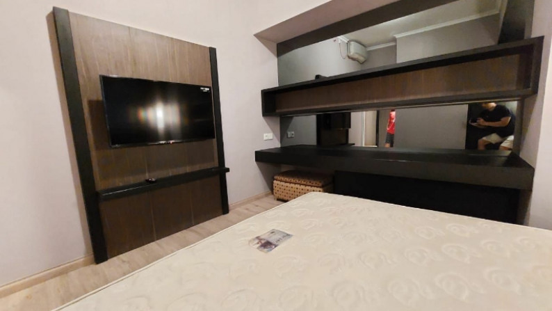 Sewa Apartemen Waterplace 2 BR Pakuwon Indah Sby  - Full Furnish interior NEW Lux+ Elektronik - Siap Huni