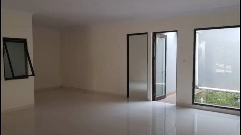 Jarang Ada. Rumah Cluster Divena Deshna The Avani, Bsd.