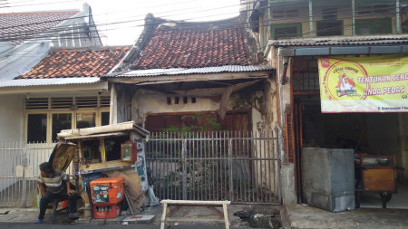 Rumah tua bisa komersil di Kemenangan, Glodok, Taman Sari