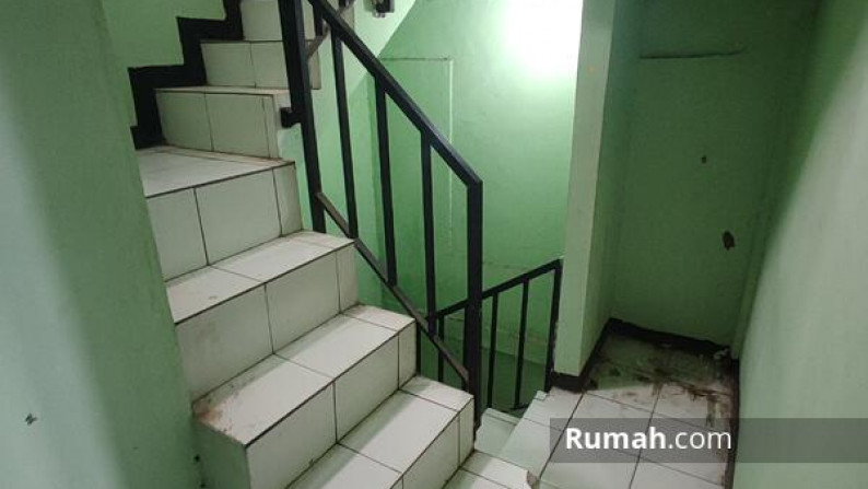Hot Price. Ruko Kos Kosan Villa Melati Mas Vista, Serpong