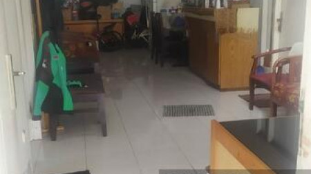 Hot Sale. Rumah Dua Lantai Regensi Vila Melatimas, Serpong