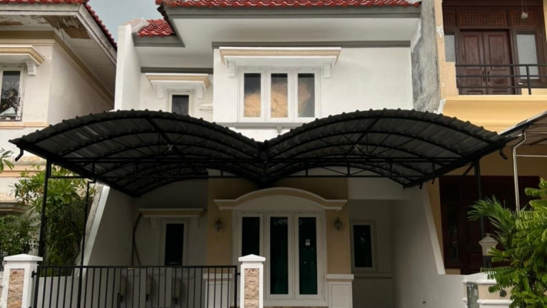 Rumah 2 lantai di Permata Mutiara Pakuwon City, Surabaya