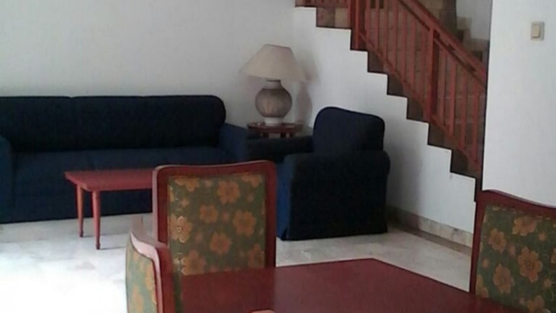 Rumah dalam Cluster lingkungan aman dan Nyaman di Kemang