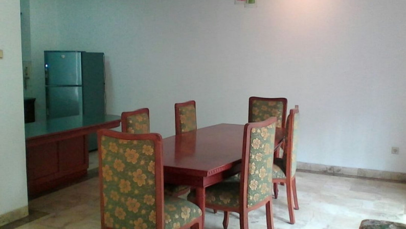 Rumah dalam Cluster lingkungan aman dan Nyaman di Kemang
