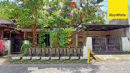 Rumah SHM di Rungkut Barata, Surabaya Timur