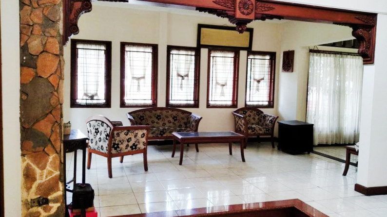 Dijual Rumah Bagus Di Jl Rajawali Dalam, Bintaro Tangerang Selatan