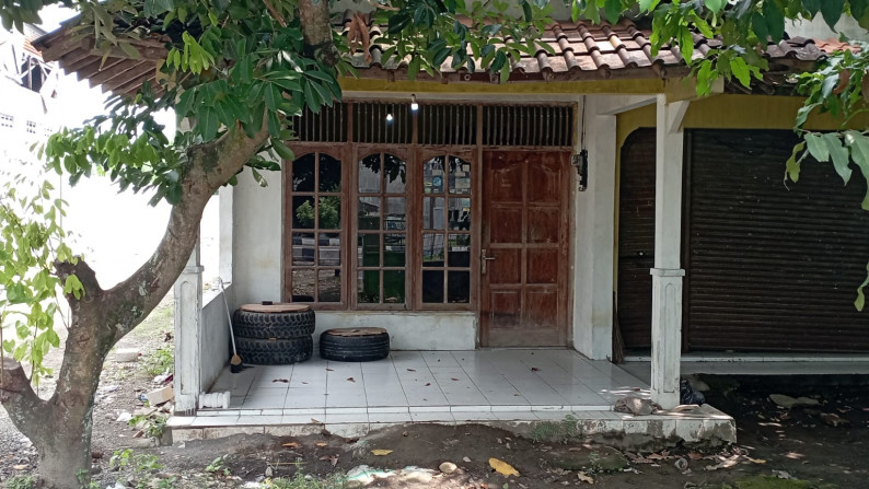 TANAH 1240 METER BONUS BANGUNAN DI RINGROAD SELATAN, UMBULHARJO, YOGYAKARTA