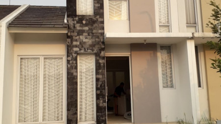 Dijual Rumah Bagus Di Ayna Residence, Graha Raya Bintaro Jaya