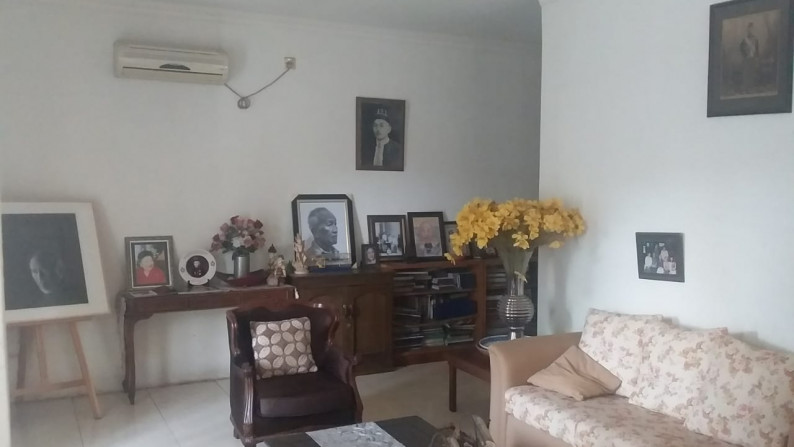 Dijual Rumah Bagus Di Jl Melati  Pasar Minggu Jakarta Selatan