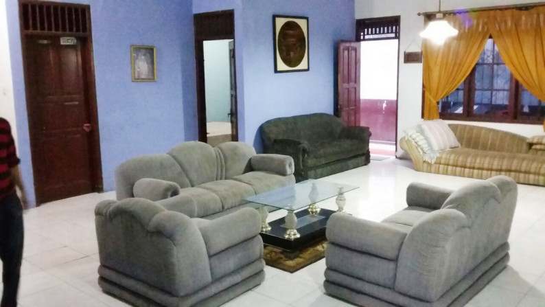 Dijual Rumah Bagus Di Jl Depsos Raya Kav H Nazier, Pesanggrahan