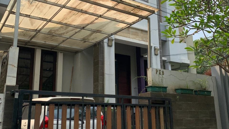 Dijual Rumah Bagus Di Jl Pinang Perak, Kebayoran Lama, DKI Jakarta