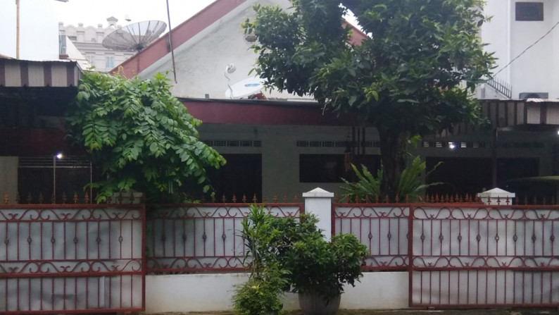 Rumah di Kebayoran baru' Jakarta Selatan