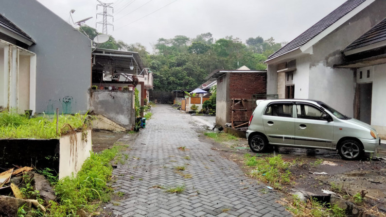 Rumah minimalis dalam perumahan di kasongan bangunjiwo kasihan bantul yogyakarta