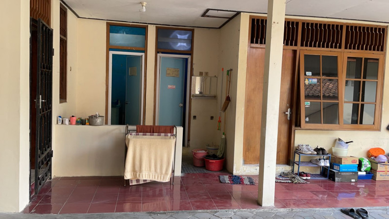 RUMAH +KOST 7 KAMAR DI JL WONOCATUR HANYA BEBERAPA METER DARI RINGROAD TIMUR