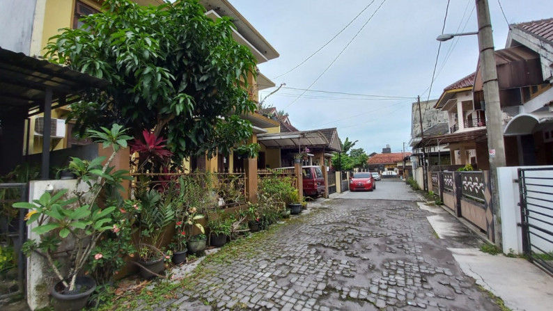 RUMAH DALAM CLUSTER DI JL KALIURANG KM 12, DEKAT KAMPUS UII, SLEMAN